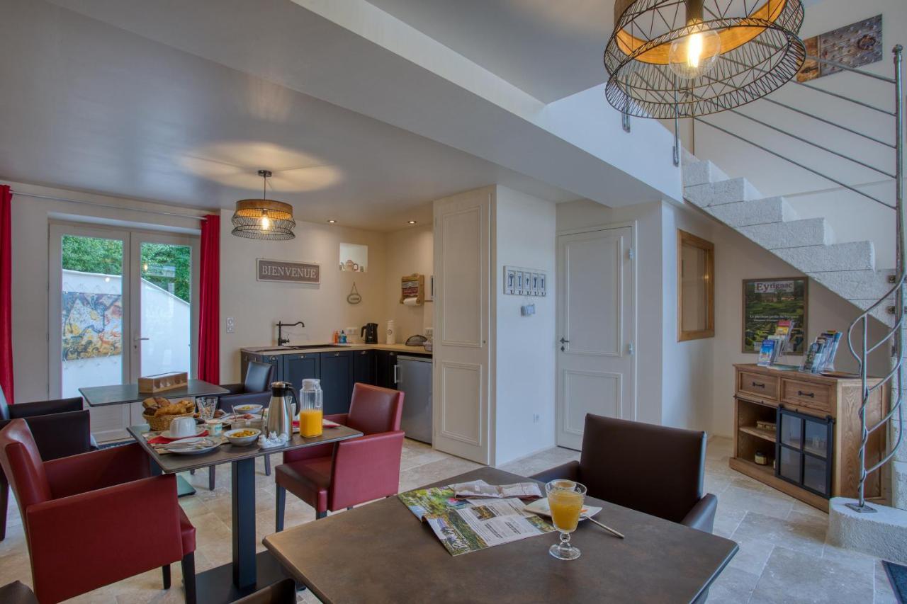 Domaine Des Pierres Blanches - Chambres D'Hotes Carlux Luaran gambar